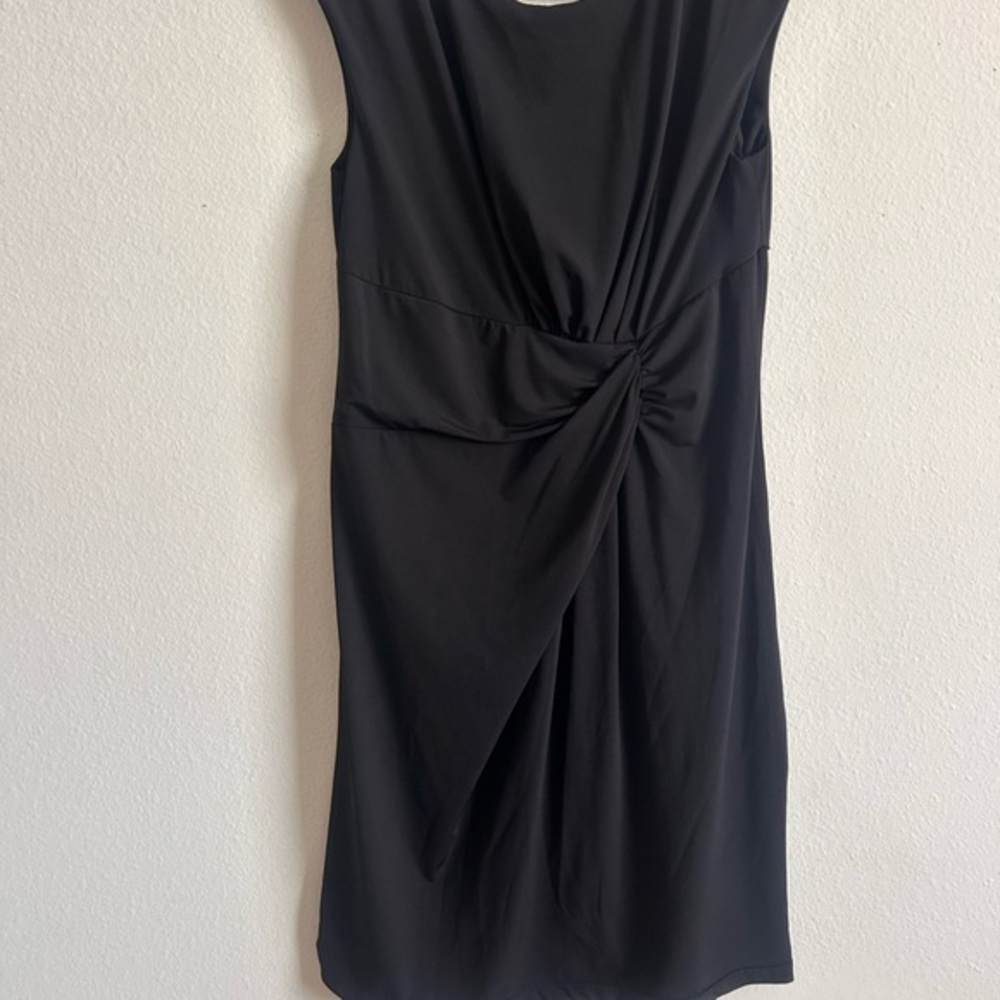 Chic Black Sleeveless Mini Dress